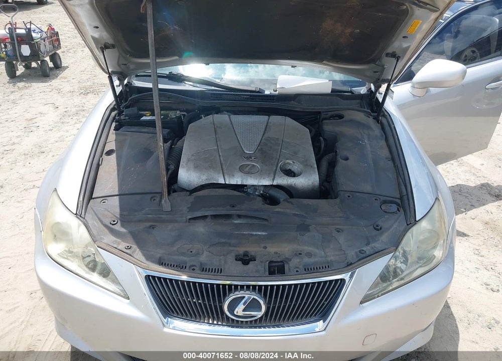 2008 LEXUS IS 350 VIN: JTHBE262X82013707
