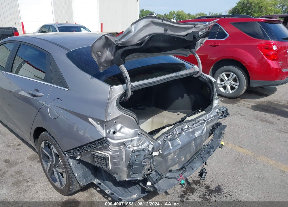 2022 HYUNDAI ELANTRA LIMITED VIN: KMHLP4AG6NU355911
