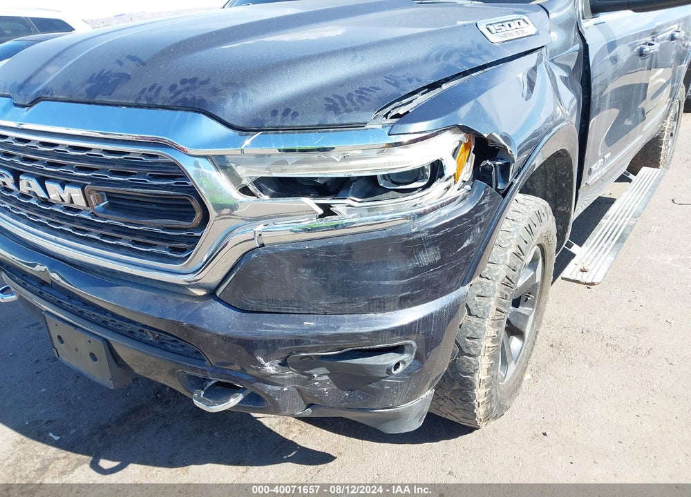 2019 RAM 1500 LIMITED 4X4 5'7 BOX VIN: 1C6SRFHT7KN801599