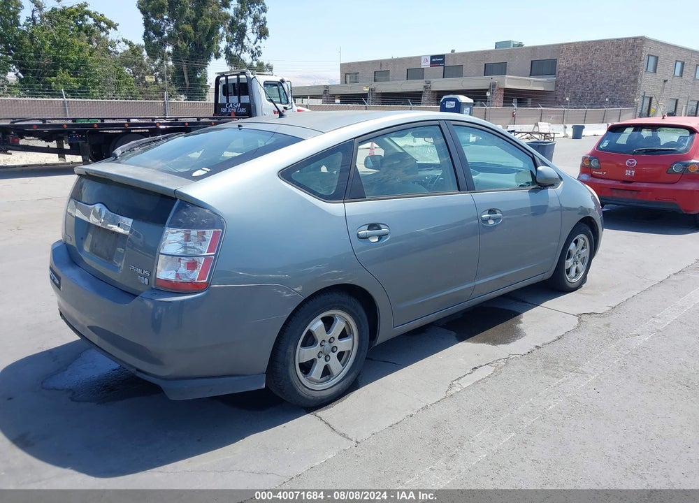 2005 TOYOTA PRIUS VIN: JTDKB20U553032529