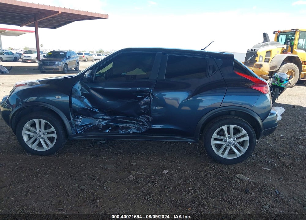 2014 NISSAN JUKE S VIN: JN8AF5MR5ET452416