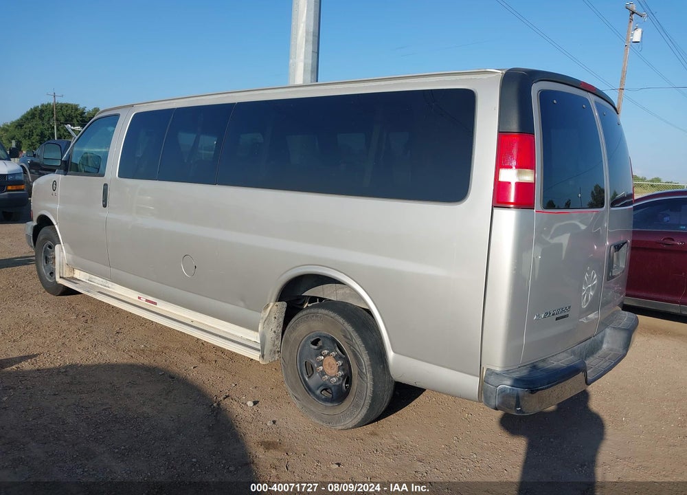 2008 CHEVROLET EXPRESS LS VIN: 1GAHG39K281182545
