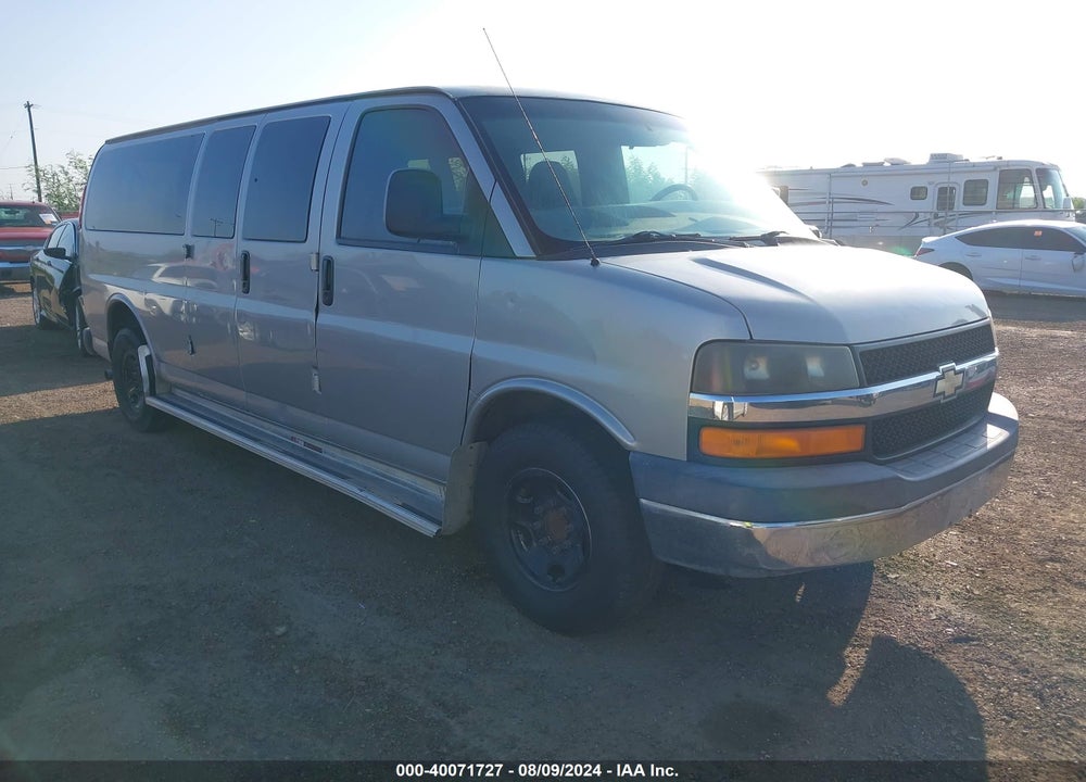 2008 CHEVROLET EXPRESS LS VIN: 1GAHG39K281182545