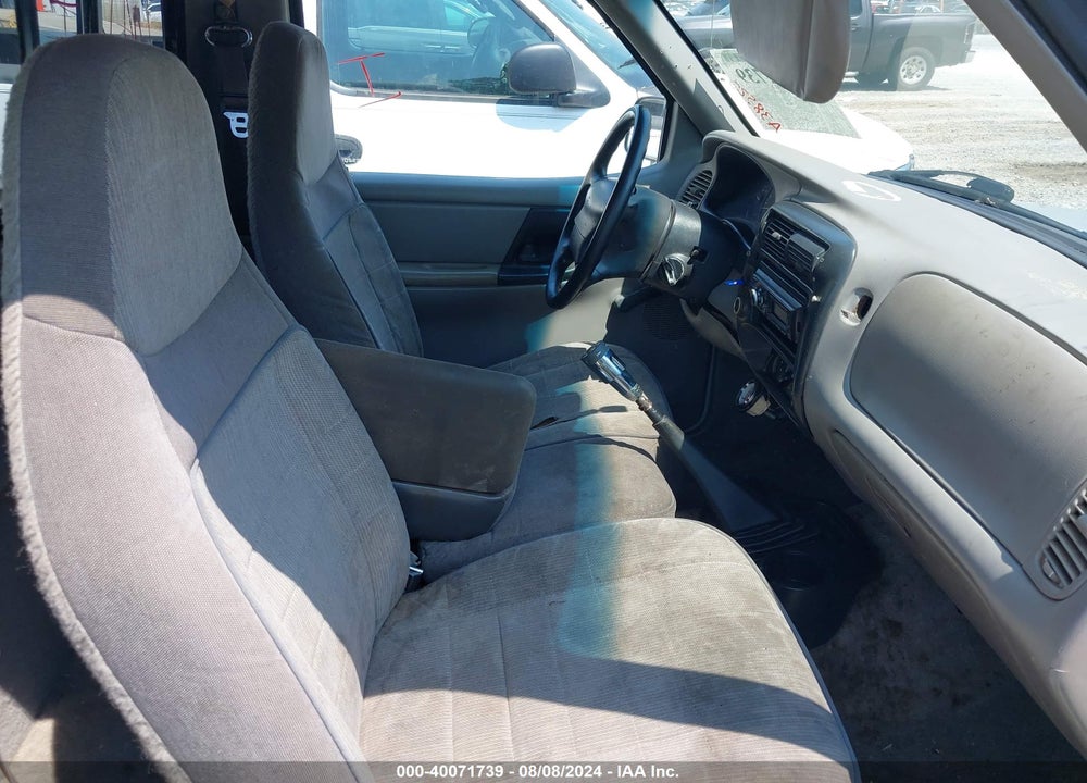 1995 FORD RANGER VIN: 1FTCR10X6STA38520