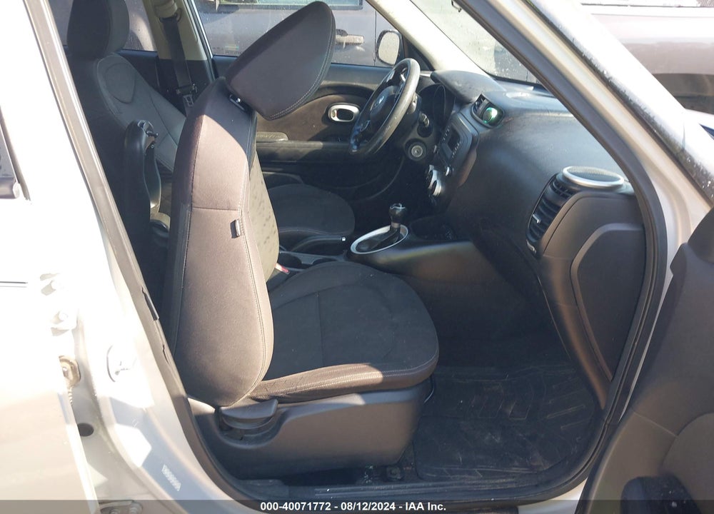 2015 KIA SOUL VIN: KNDJN2A24F7809888