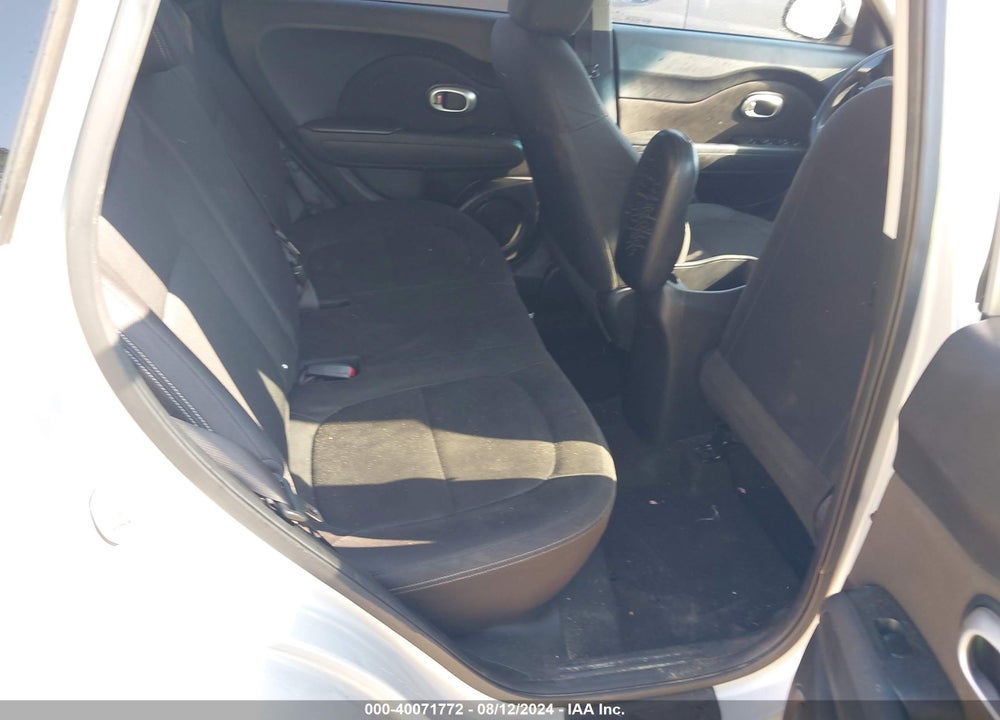 2015 KIA SOUL VIN: KNDJN2A24F7809888