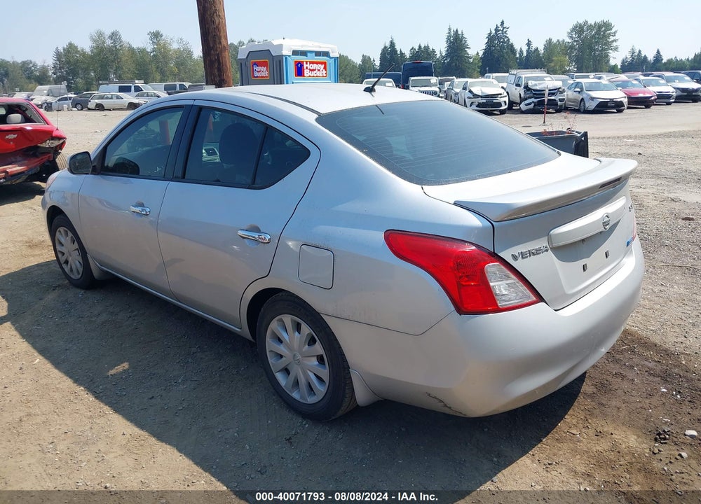 2014 NISSAN VERSA 1.6 SV VIN: 3N1CN7AP9EL826684
