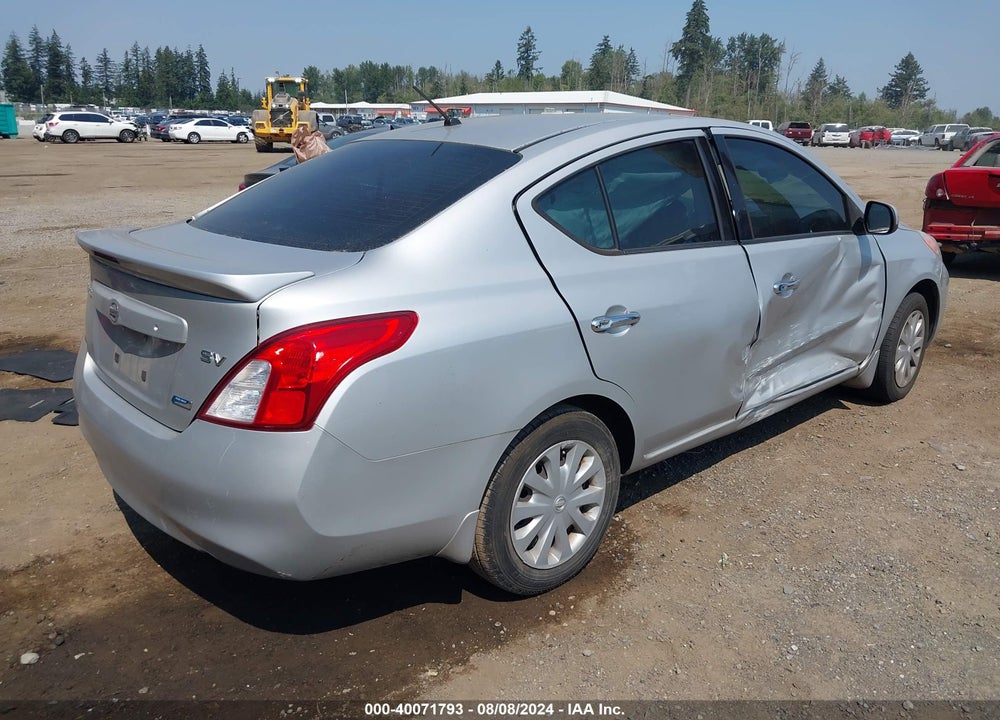 2014 NISSAN VERSA 1.6 SV VIN: 3N1CN7AP9EL826684