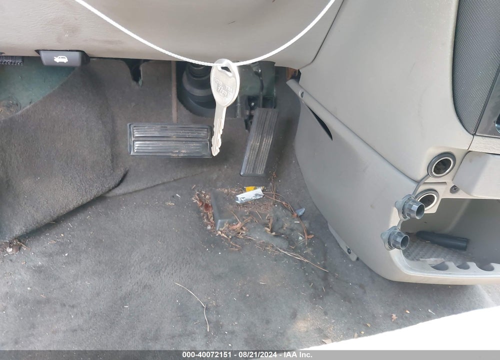 2003 DODGE GRAND CARAVAN VIN: 2D4GP44353R269937