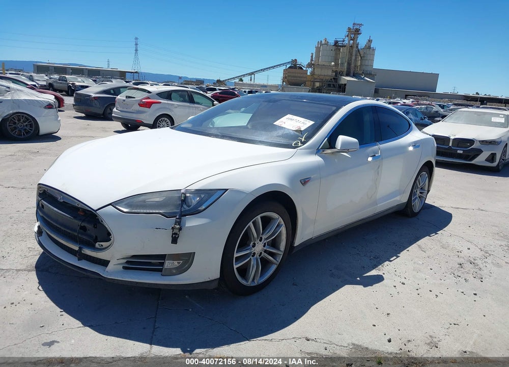 2013 TESLA MODEL S VIN: 5YJSA1CN5DFP20047