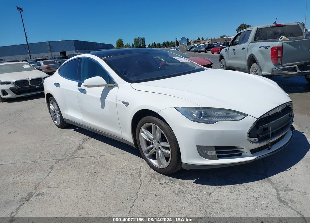 2013 TESLA MODEL S VIN: 5YJSA1CN5DFP20047