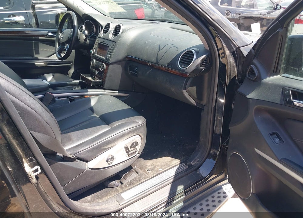 2011 MERCEDES-BENZ GL 450 4MATIC VIN: 4JGBF7BE9BA641990