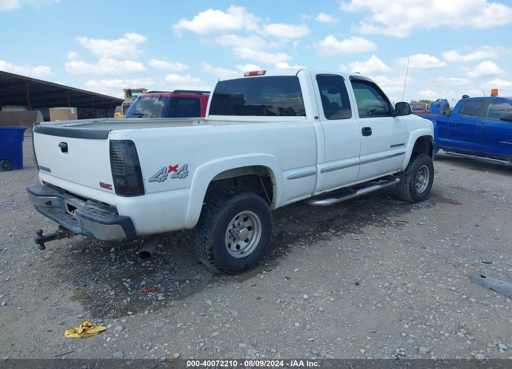 2002 GMC SIERRA 2500HD SLE VIN: 1GTHK29U42E139892
