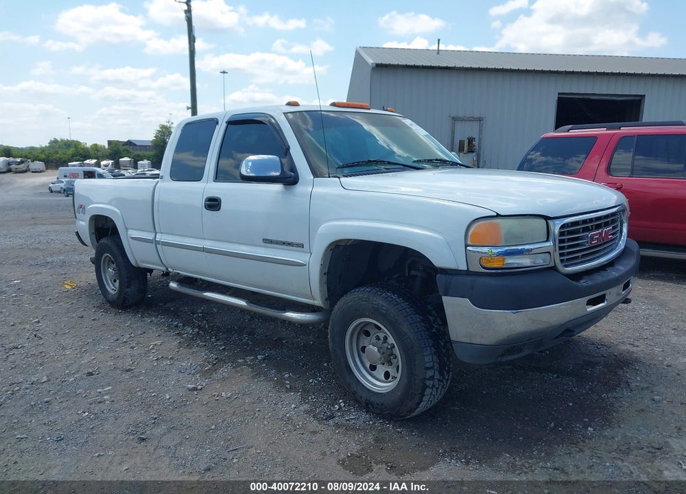 2002 GMC SIERRA 2500HD SLE VIN: 1GTHK29U42E139892