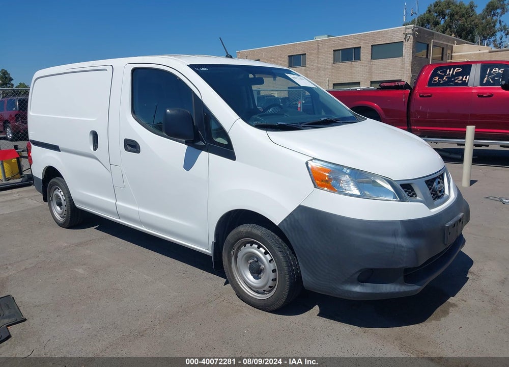 2015 NISSAN NV200 SV VIN: 3N6CM0KN4FK730597