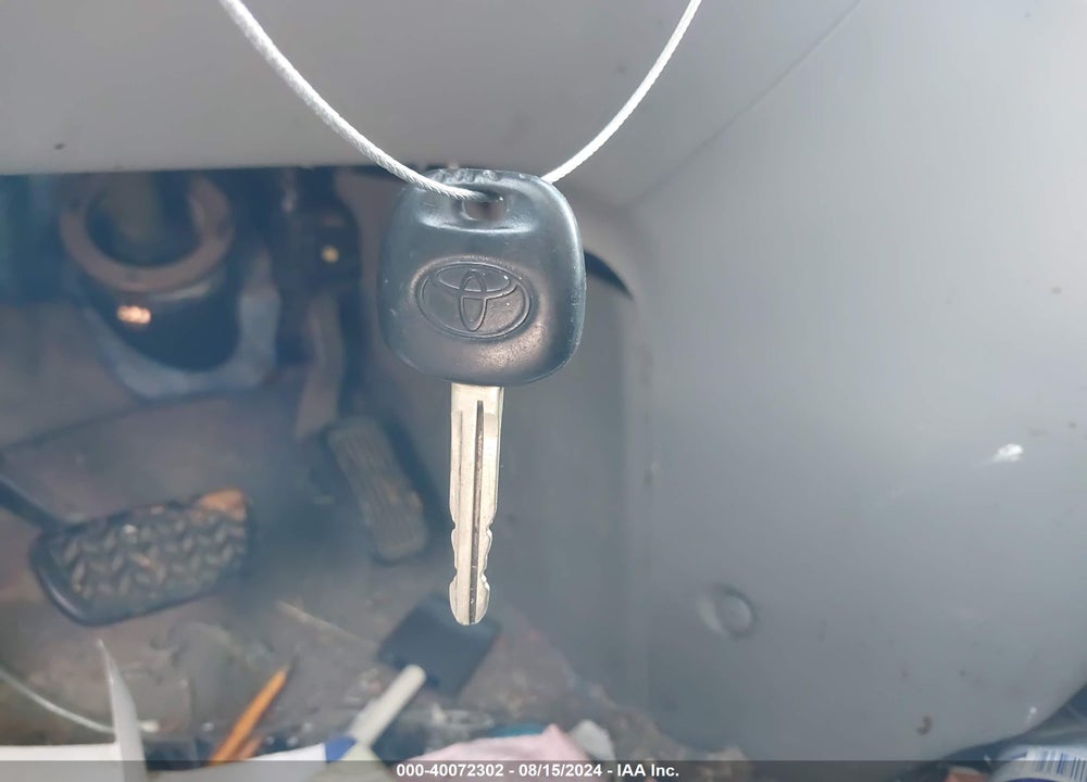 2004 TOYOTA SIENNA VIN: 5TDZA23C34S038766