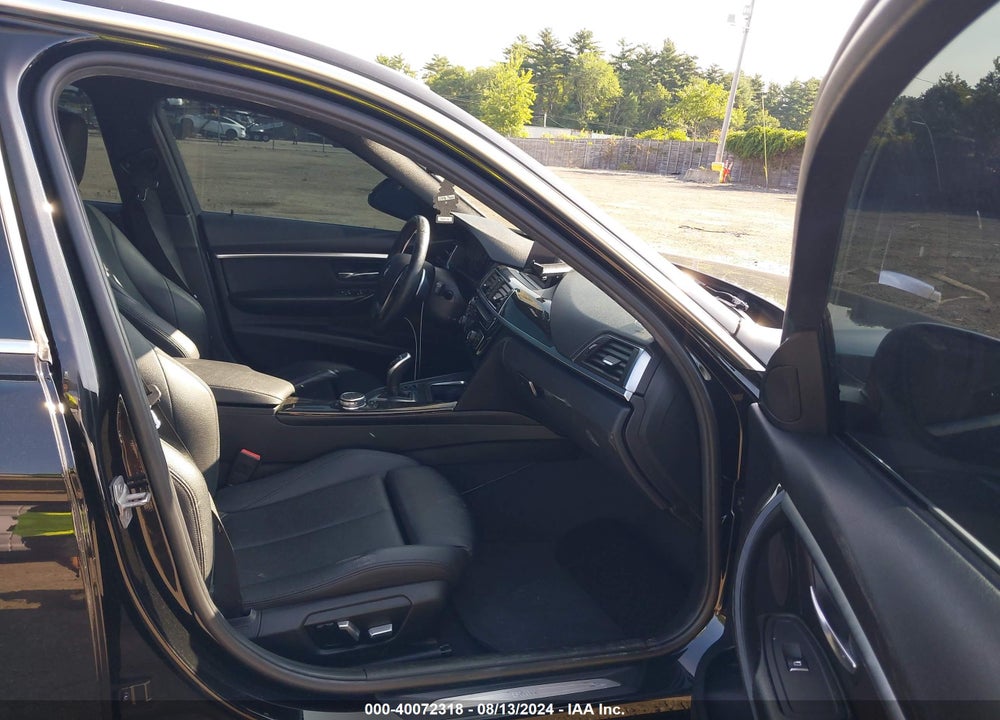 2017 BMW 330I XDRIVE VIN: WBA8D9G52HNU60575