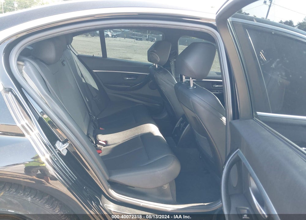 2017 BMW 330I XDRIVE VIN: WBA8D9G52HNU60575