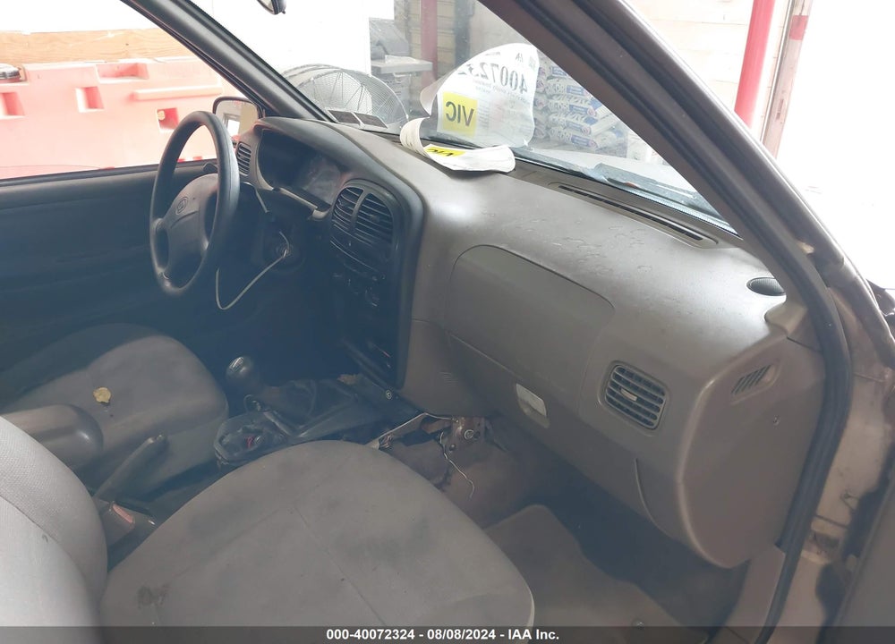 2002 KIA SPORTAGE VIN: KNDJA723925126719
