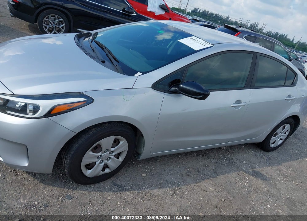2017 KIA FORTE LX VIN: 3KPFL4A70HE101028