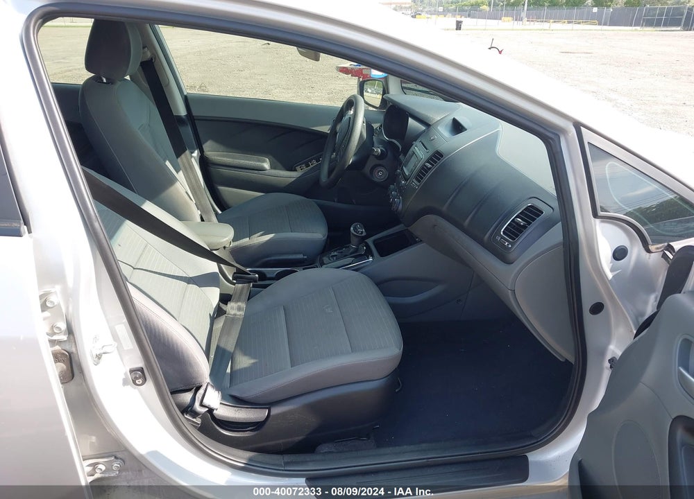 2017 KIA FORTE LX VIN: 3KPFL4A70HE101028