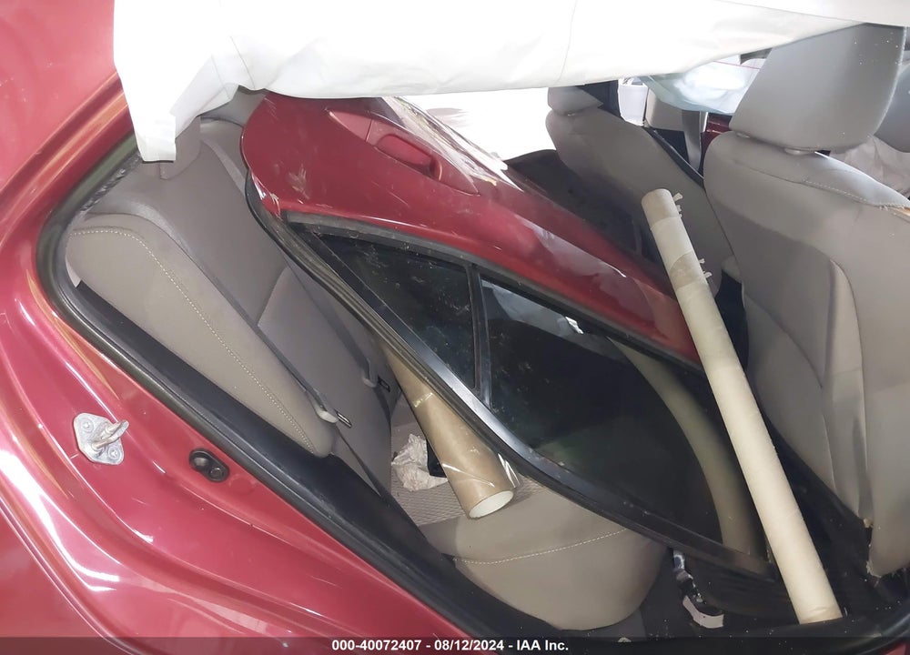 2015 TOYOTA COROLLA LE VIN: 5YFBURHE4FP288721