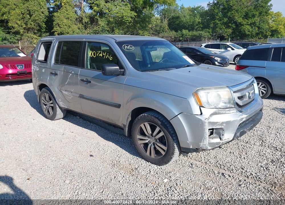 2011 HONDA PILOT LX VIN: 5FNYF4H24BB103229