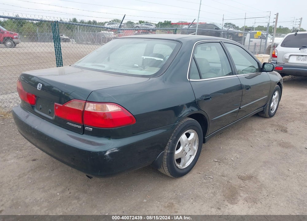 2000 HONDA ACCORD 3.0 EX VIN: 1HGCG1659YA085980