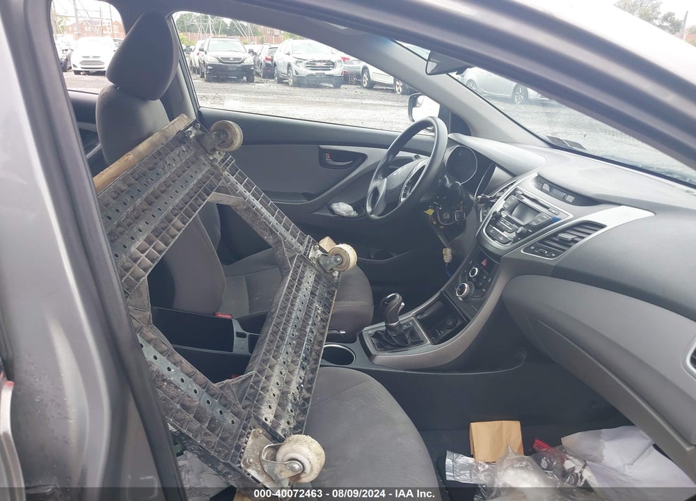 2014 HYUNDAI ELANTRA SE VIN: 5NPDH4AE8EH489107
