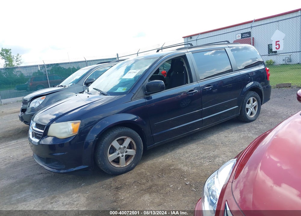 2011 DODGE GRAND CARAVAN VIN: 2D4RN3DG2BR645911