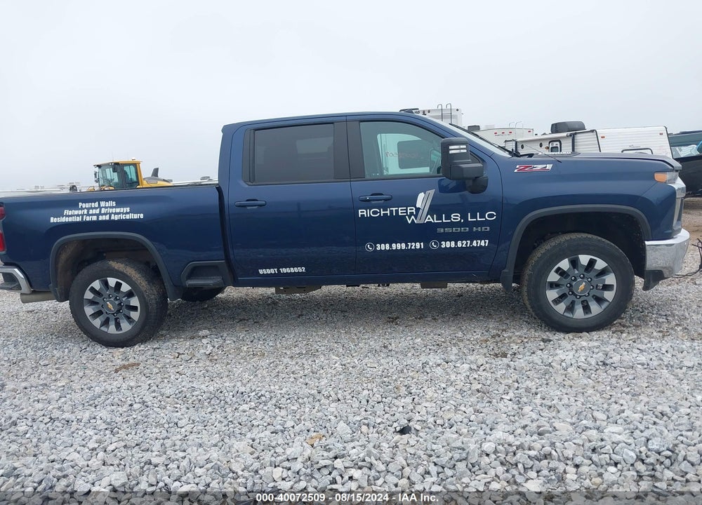 2023 CHEVROLET SILVERADO 3500HD 4WD  STANDARD BED LT VIN: 2GC4YTEY7P1707413