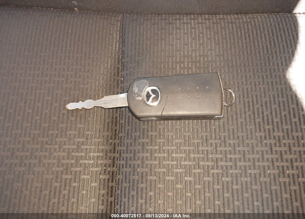 2010 MAZDA 3 I TOURING VIN: JM1BL1SG2A1150364