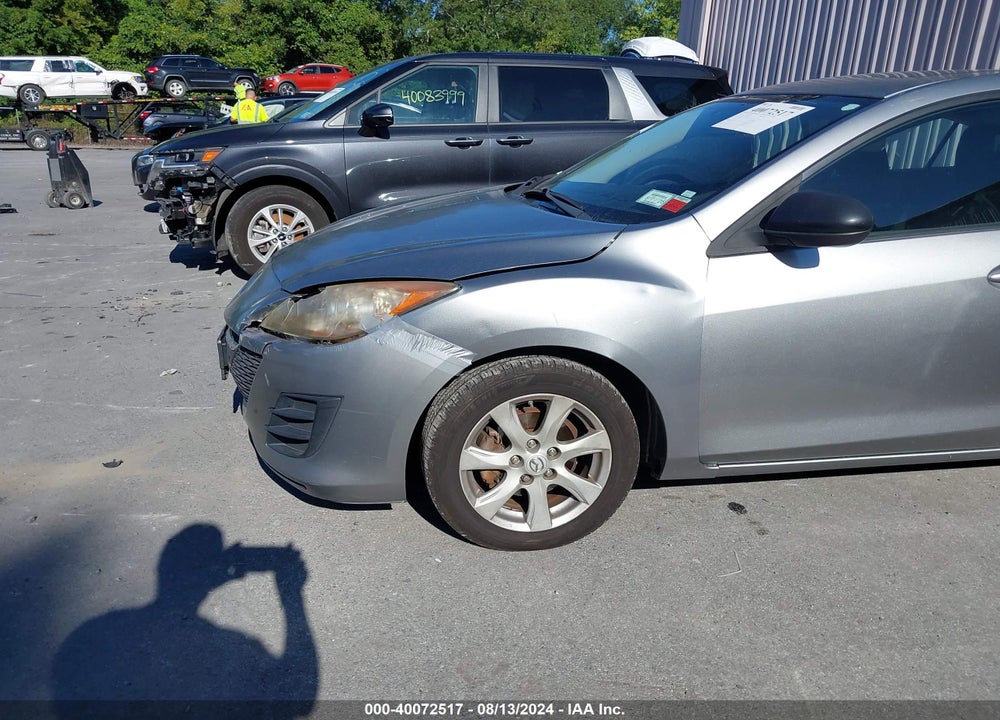 2010 MAZDA 3 I TOURING VIN: JM1BL1SG2A1150364