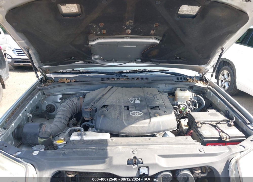 2005 TOYOTA 4RUNNER SR5 SPORT V6 VIN: JTEBU14R158050101