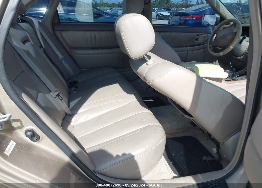 2000 TOYOTA AVALON XLS VIN: 4T1BF28B6YU054475