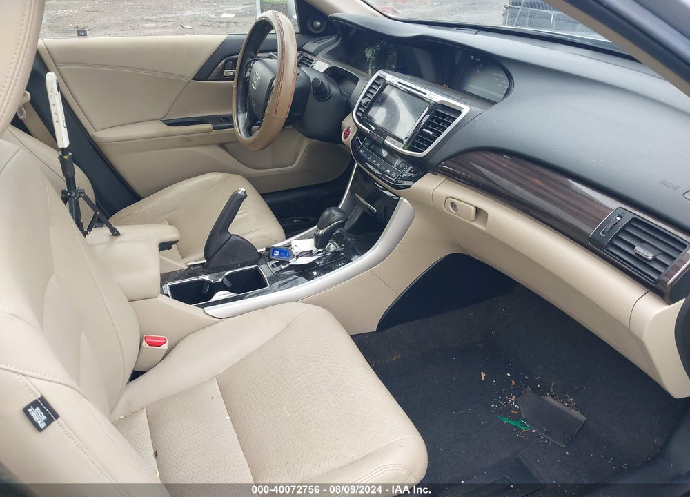 2017 HONDA ACCORD HYBRID EX-L VIN: JHMCR6F52HC015133