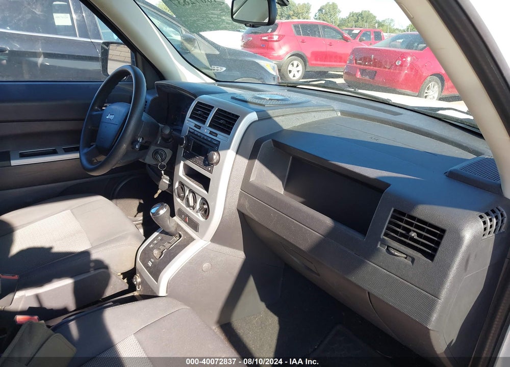 2008 JEEP PATRIOT SPORT VIN: 1J8FT28048D729035