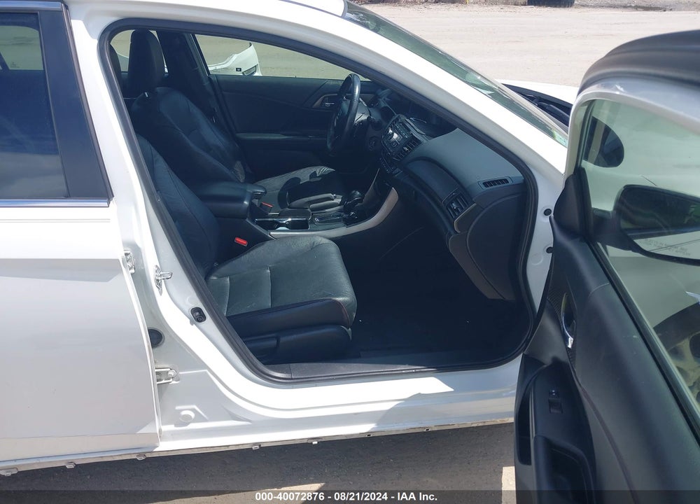 2017 HONDA ACCORD SPORT SE VIN: 1HGCR2F10HA163849