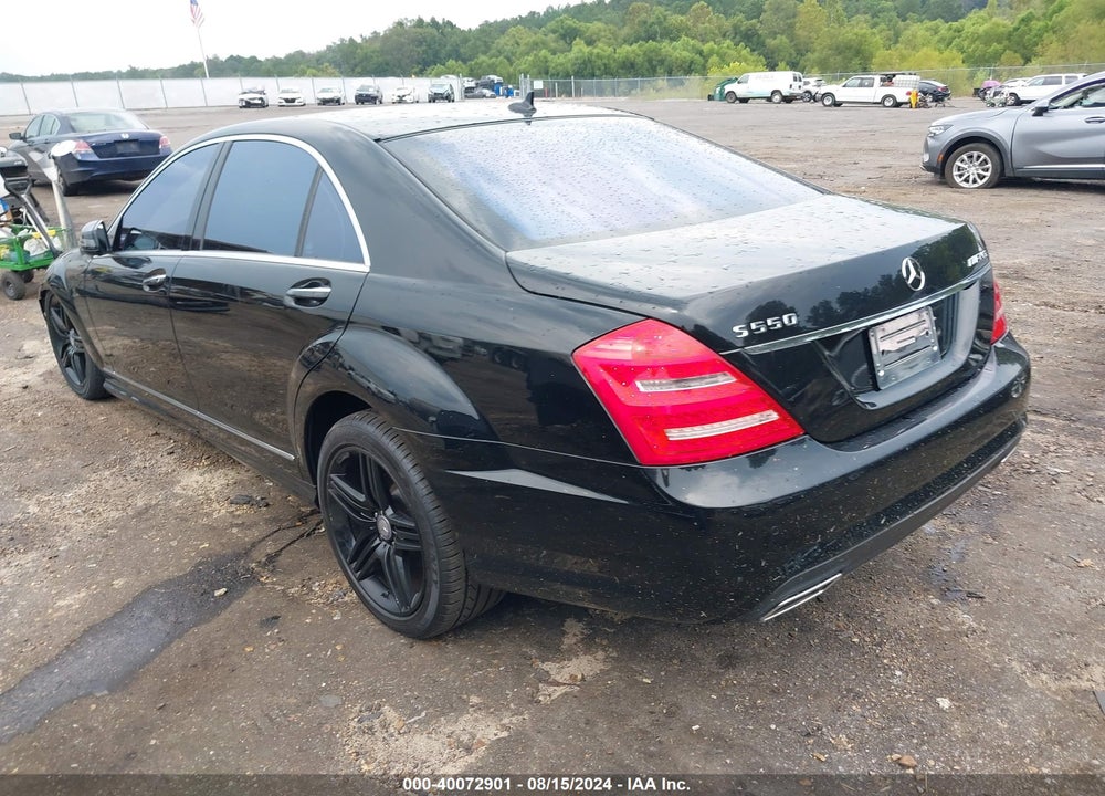 2013 MERCEDES-BENZ S 550 VIN: WDDNG7DB1DA519537