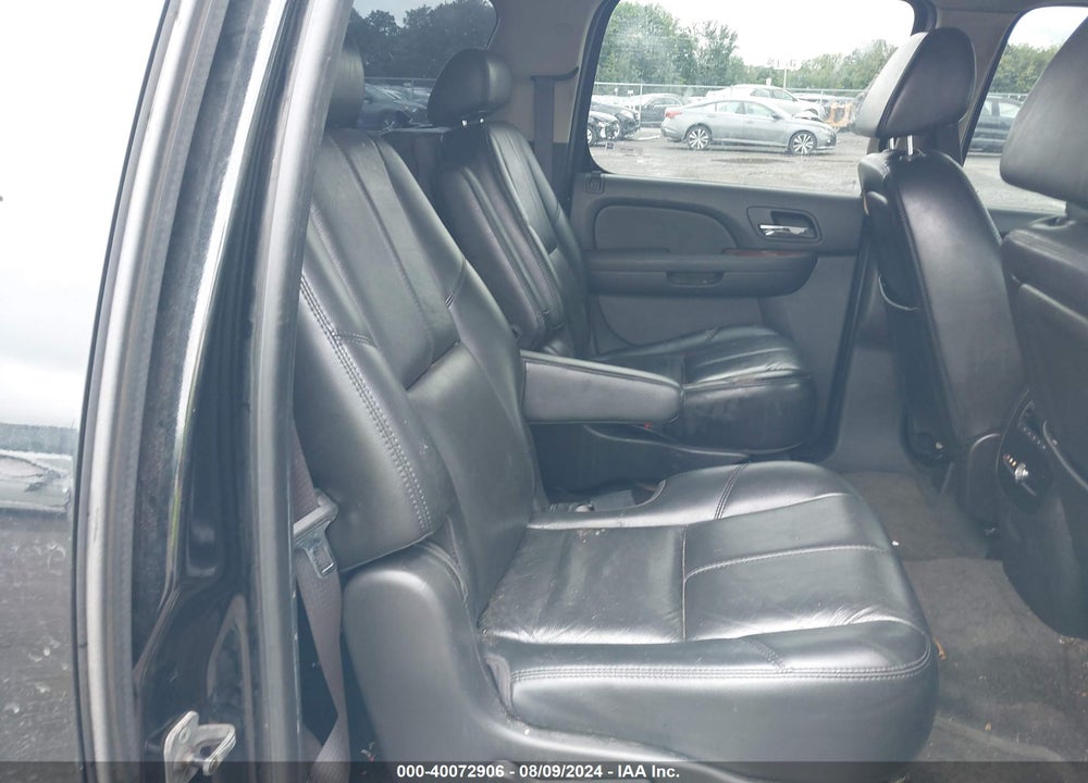 2007 CHEVROLET SUBURBAN 2500 LT VIN: 3GNGK26K77G167417