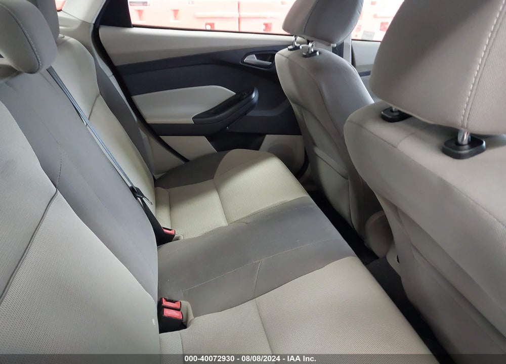 2014 FORD FOCUS SE VIN: 1FADP3F27EL338661