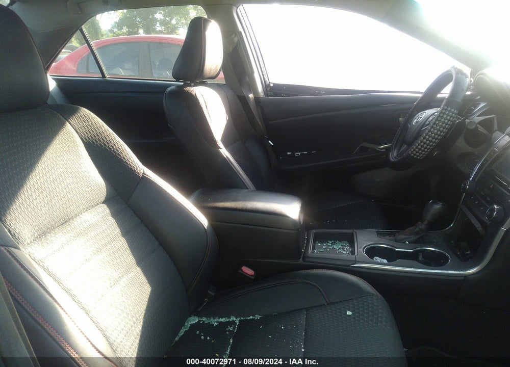 2015 TOYOTA CAMRY SE VIN: 4T1BF1FK6FU496067