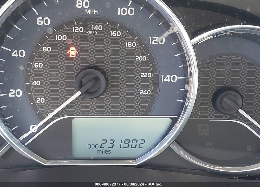 2014 TOYOTA COROLLA LE VIN: 5YFBURHEXEP173264