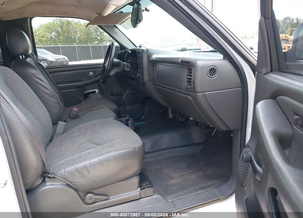 2005 CHEVROLET SILVERADO 1500 WORK TRUCK VIN: 1GCEC14X15Z132956