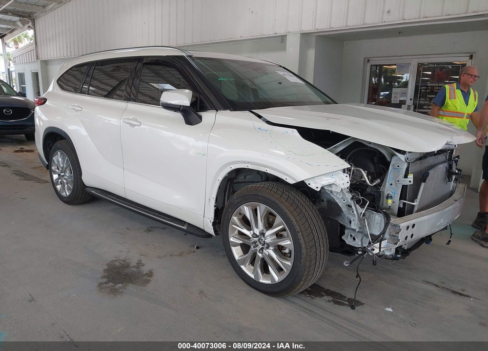2021 TOYOTA HIGHLANDER LIMITED VIN: 5TDYZRAH2MS527056