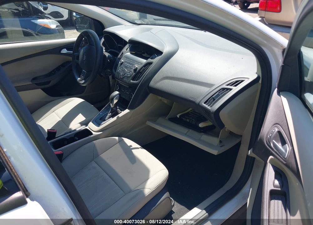 2018 FORD FOCUS SE VIN: 1FADP3K20JL319756