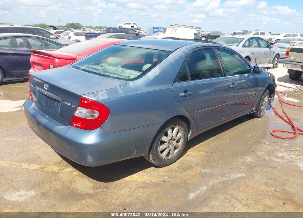 2002 TOYOTA CAMRY XLE VIN: 4T1BE30K12U531289