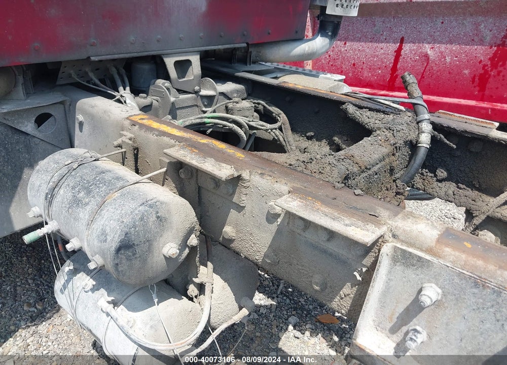 2005 KENWORTH T800 T800 VIN: 1NKDLU0X65J074102