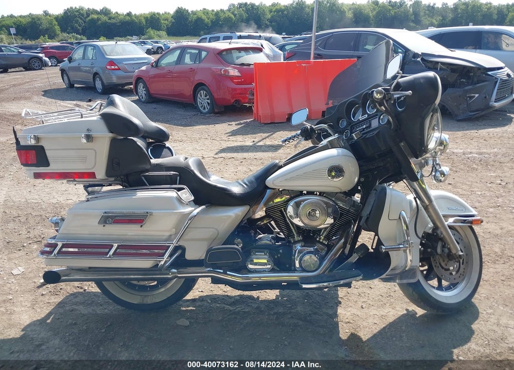 2004 HARLEY-DAVIDSON FLHTCUI VIN: 1HD1FCW174Y609404