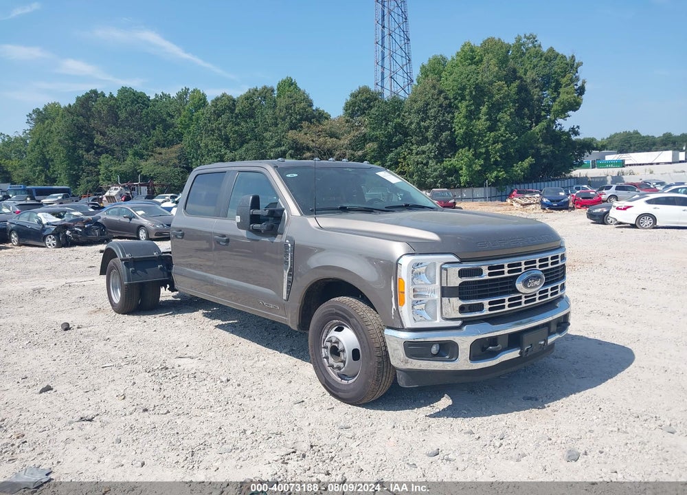 2023 FORD F-350 CHASSIS XL VIN: 1FD8W3GT4PEC55195